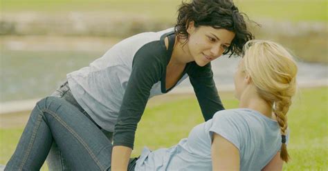 Amazing Lesbian Love Movies To Binge Watch On Netflix This Weekend