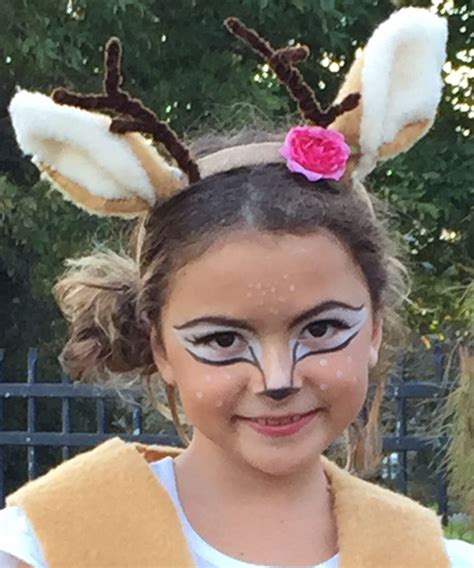 Xochi's deer Halloween makeup and diy antler and ears head band. | Deer halloween makeup ...