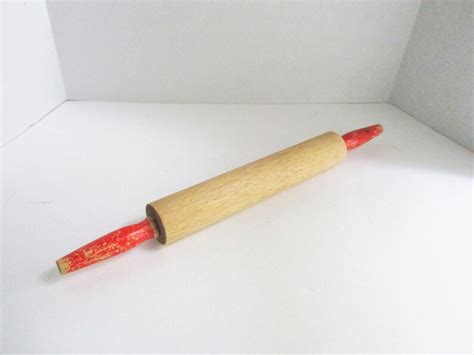 Vintage Rolling Pin Red Chippy Handles Light Wood Grain Etsy