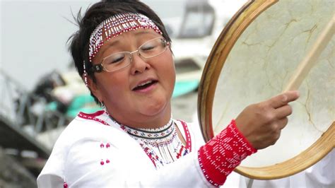 Tasiilaq Greenland Traditional Inuit Drum Dance Youtube