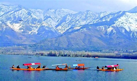 Itinerari percutian keluarga ini ke kashmir menginap di rumah bot. ITINERARI 6 HARI 5 MALAM KASHMIR TRIP BAJET | Jalan jalan ...
