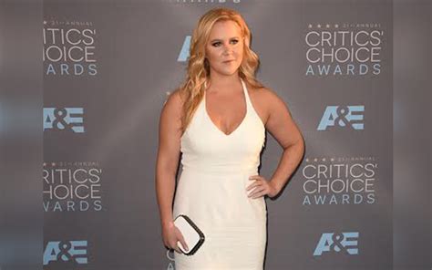 Find the perfect amy schumer stock photos and editorial news pictures from getty images. Amy Schumer and chef husband host quarantine cooking show ...
