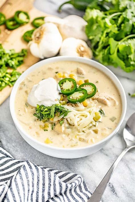 This White Chicken Chili Is The Perfect Medley Of Hearty Beans And