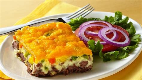 Easy home baking ideas for every occasion! Impossibly Easy Cheeseburger Pie (Crowd Size) recipe from ...
