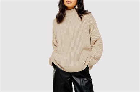 12 Items That Youll Wear On Repeat All Fall Winter Looks Fall Winter Autumn Slouchy Pullover