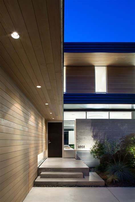 16 Enchanting Modern Entrance Designs That Boost The Appeal Of The Home