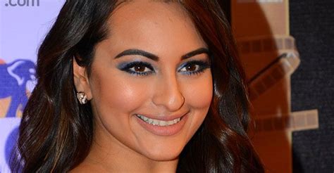 Hollywood Doesnt Write Great Roles For Indian Actors Sonakshi Sinha Missmalini