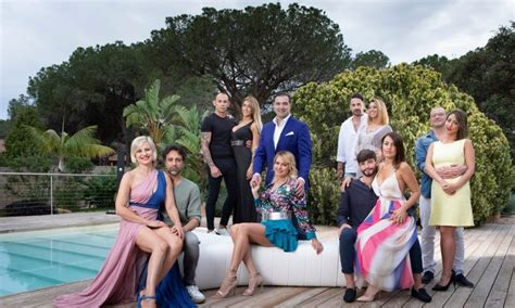 Temptation island follows four dating couples at a pivotal time in their relationship, where they must mutually decide if they are ready to commit to one another for the rest of their lives. Temptation Island 2020: numero puntate, quando finisce e ...
