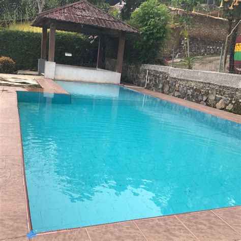 351 Hotel dekat Taman Safari Indonesia, Puncak - Traveloka