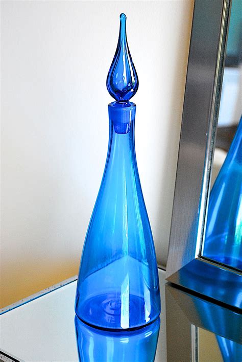 Vintage Blenko 920m Decanter In Blue It Is The M Size Of The Three And Is 16 3 4 Tall
