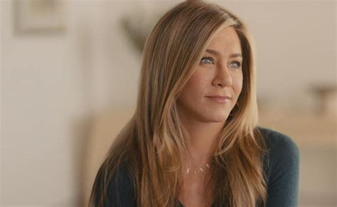 jennifer aniston discloses her struggles with infertility while defending her relationship with