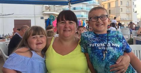 Mum Sheds Incredible 7 Stone After Bursting Into Tears At Sons Sports Day Mirror Online
