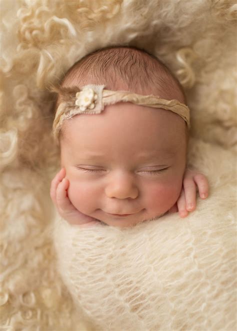 Cute Toddler 40 Cute Newborn Baby Photography Poses Ideas 11