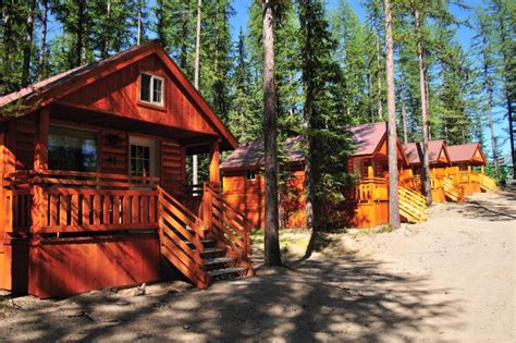 The property offers five clean, comfortable log cabins, three with kitchenettes, one with a fireplace, and one with 2 bedrooms. Family Cabin Rentals near Glacier National Park (With ...