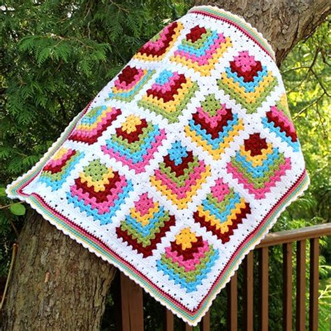 Crochet Guide Mitered Granny Square Baby Blanket