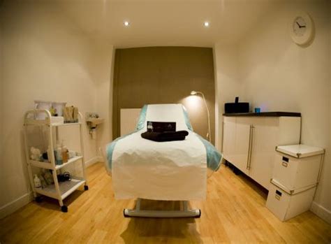 The Waxing Rooms Beauty Consultants In Glasgow