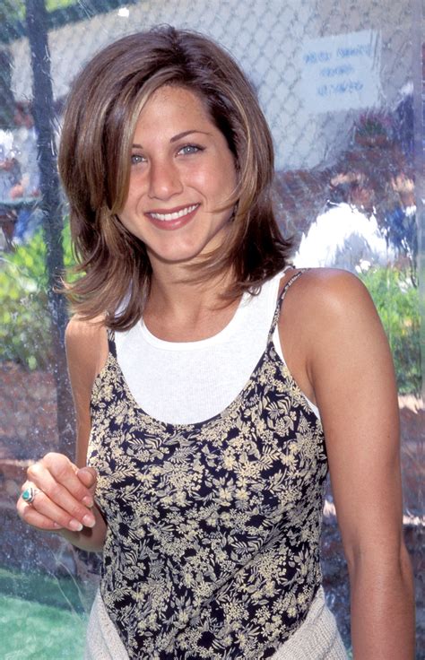 Jennifer Aniston The 90s It Girls You Wanted And Still Kind Of Want To Be Popsugar Celebrity
