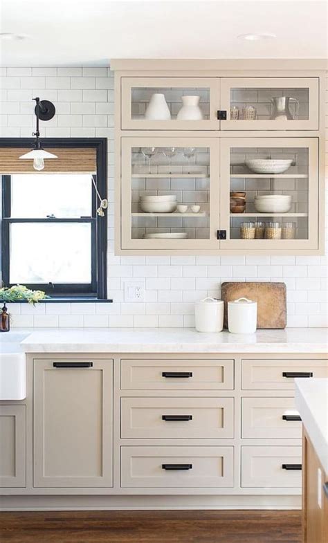 Practical cabinet solutions functional cabinets make everyday kitchen use easier and use every inch of space available. 57+ Practical Solutions for Kitchen Cabinets with Creative ...