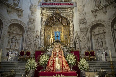La Virgen De Los Reyes En La Capilla Real Para La Octava