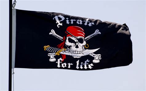 famous pirate flags
