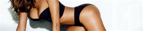 X Irina Shayk Black Bikini Wallpapers X Resolution