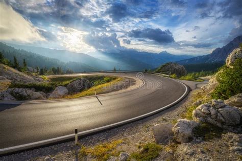 Empty Curved Road Clouds Sky Sunset Highway Stock Photos Free