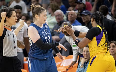 Column What If The Lakers Rockets Brawl Occurred In The Wnba
