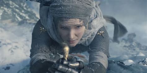 Lord Of The Rings Rings Of Power Trailer Why Is Galadriel Climbing