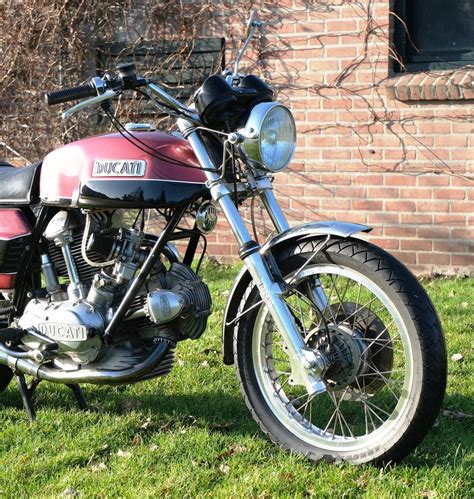 Ducati Gt750 Roundcase 750 Cc 1973 Catawiki