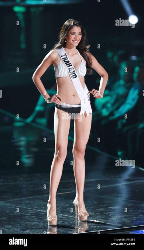 Las Vegas Nevada Usa 18th Dec 2015 Miss Thailand Aniporn Chalermburanawong Participates In