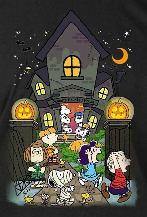 Haunted House Snoopy Wallpaper Snoopy Halloween Charlie Brown Halloween