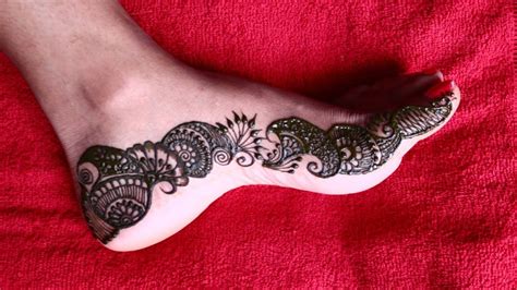 Easy And Simple Arabic Mehndi Design For Feet Stylish And Beautiful By