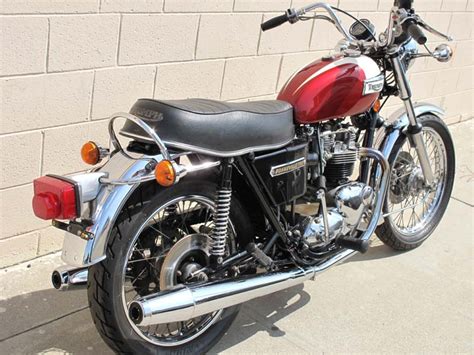 Drained, refilled, cleaned chain, carbs. Garage Company Bikes - 1976 Triumph Bonneville