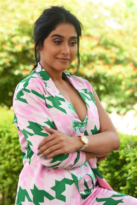 Regina Cassandra Photos Evaru Press Meet 70 South Indian Actress