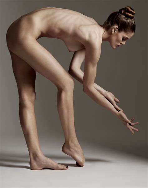 Nude Rebekah Underhill Striking Weird Poses And Bouncing Around The