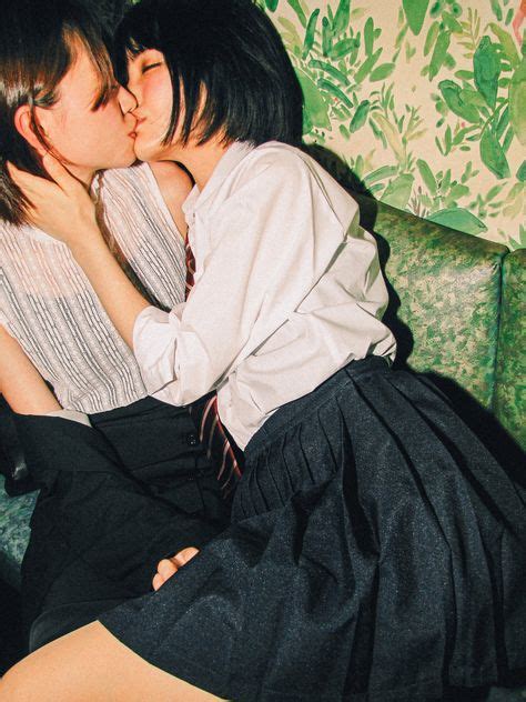 「ツーショット」のアイデア 26 件 レズビアンカップル モデル 写真 恋をしている女の子