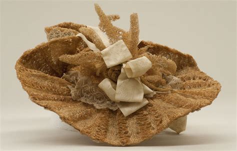 Feather bonnet, worn by scottish regiments, developed from the blue bonnet. What does a bonnet gourd look like? - Agricultural ...