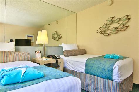 Aqua Aloha Surf Waikiki Hotel In Oahu Hawaii Room Deals Photos And Reviews