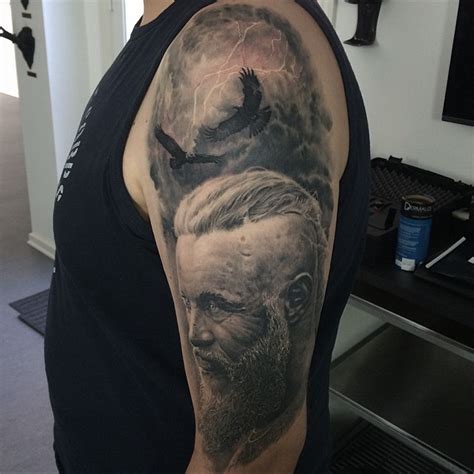 This is a threefold rotational symmetry figure and is one of the most important viking symbols. Danish viking Tattoos