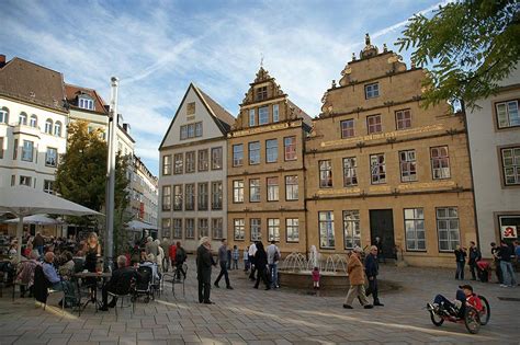 Westfalen eyaletinde bulunan bir alman kenti. Bielefeld - Veranstaltung: Bielefelder Altstadtrundgang