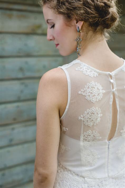 Der richtige schnitt für ein hochzeitskleid. Das Oberteil von Hochzeitskleid "Charlene" ist hinten ...