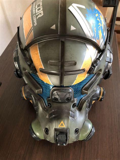 5 Cool Titanfall 2 Pilot Helmet 3d Model Shop Mockup