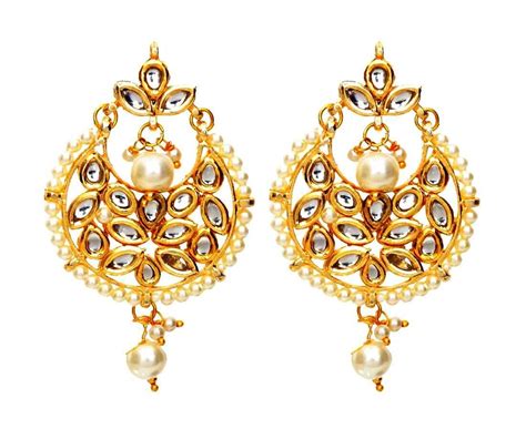 Amriti The Kundan Clove Dangler Earrings | Dangler earrings, Earrings, Chandelier earrings