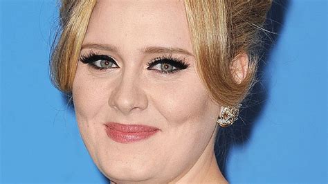 Adele Biography Celebrity Facts And Awards Tv Guide