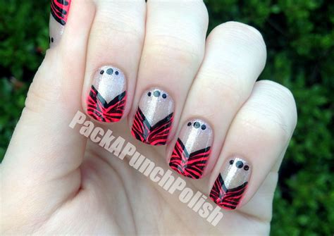 PackAPunchPolish: Zebra V Shape French Tip Nail Art | French nail