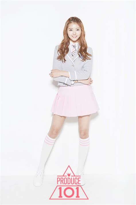 Kim nayoung (김나영) is currently an idol under jellyfish entertainment. IOI Profile - Tiny Kpop Idol Profile