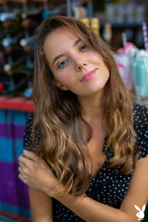 Fondos de pantalla Ekaterina Skaredina modelo Trébol de Katya