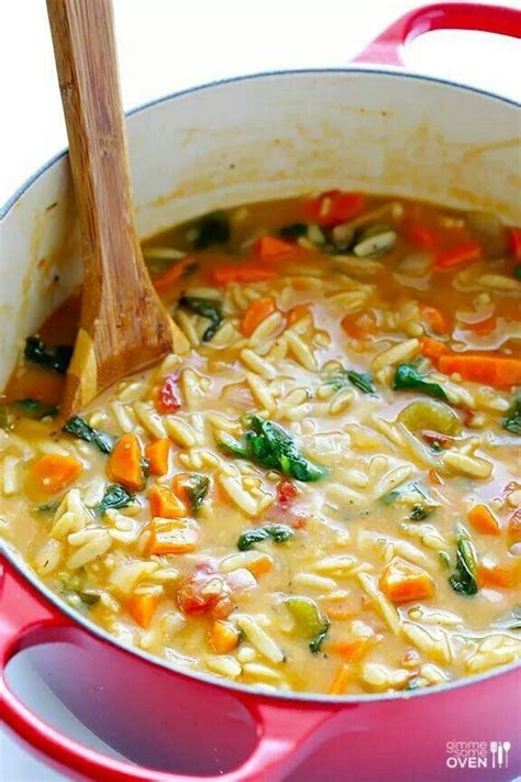 Stir in cornstarch slurry to thicken the soup slightly. Spinach orzo soup | Spinach soup recipe, Recipes, Italian ...