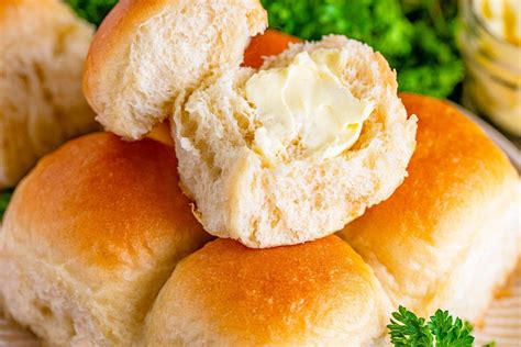 the best yeast rolls recipe sweet cs designs
