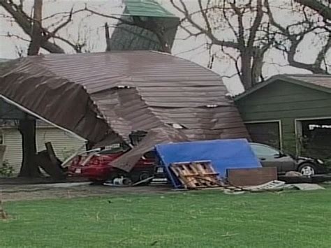 One Dead As Tornadoes Rip Through Midwest